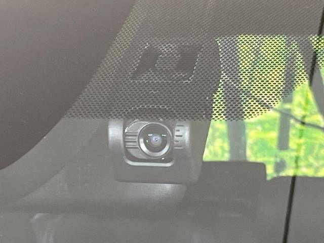 Toyota NOAH 2023-07 28222-5