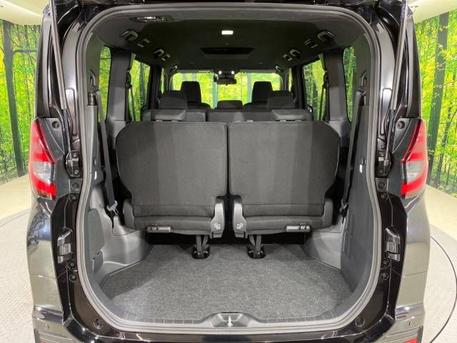 Toyota NOAH 2023-07 28222-11