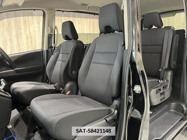 Nissan SERENA 2018-12 379047-29