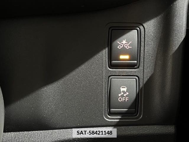 Nissan SERENA 2018-12 379047-5