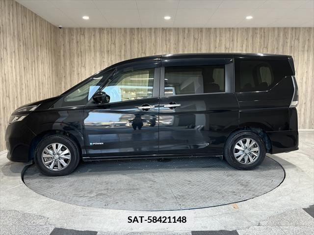 Nissan SERENA 2018-12 379047-18