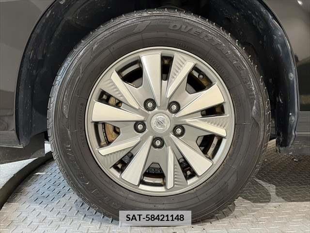 Nissan SERENA 2018-12 379047-11