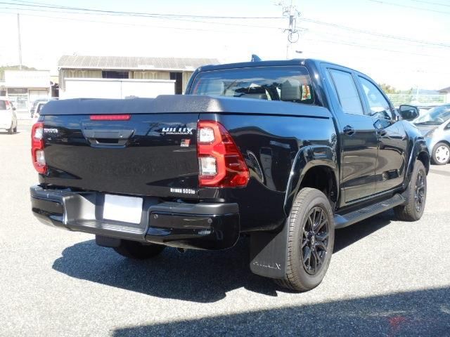 Toyota HILUX 2023-02 181873-10