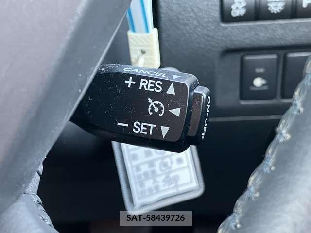 Toyota VELLFIRE 2014-06 287970-12