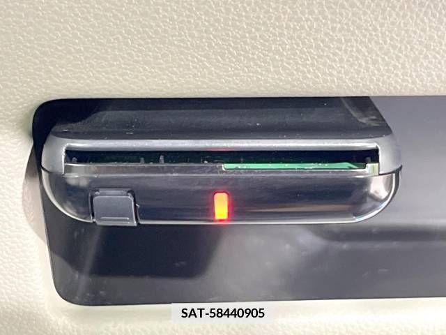 Daihatsu MOVE CONTE 2013-07 364245-3