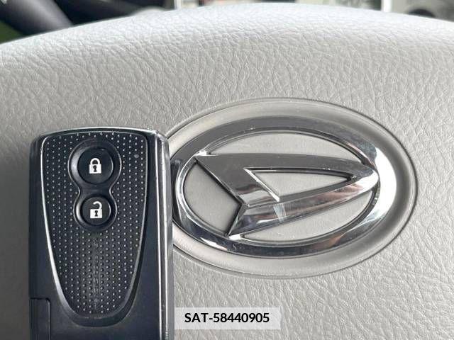 Daihatsu MOVE CONTE 2013-07 364245-6