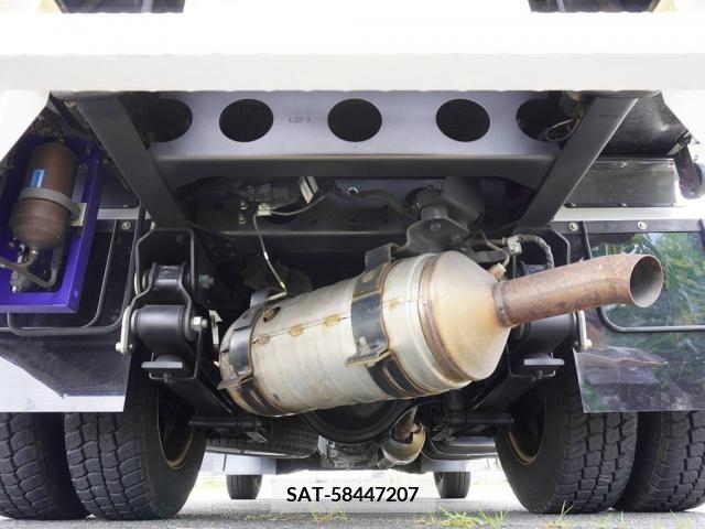 Mitsubishi CANTER 2016-04 302528-6