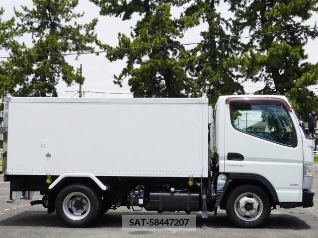 Mitsubishi CANTER 2016-04 302528-10