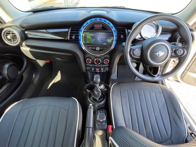 Bmw MINI 2018-01 182027-1