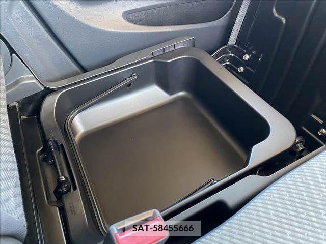 Suzuki WAGON R 2015-04 311743-29