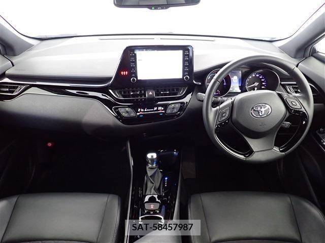 Toyota C-HR 2021-12 323062-10