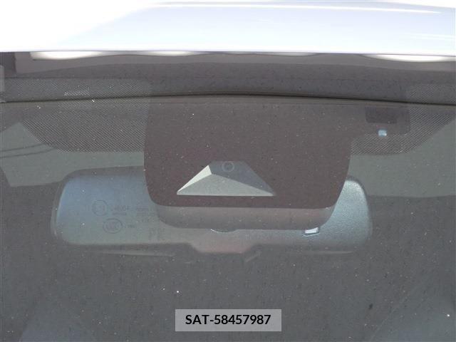 Toyota C-HR 2021-12 323062-7