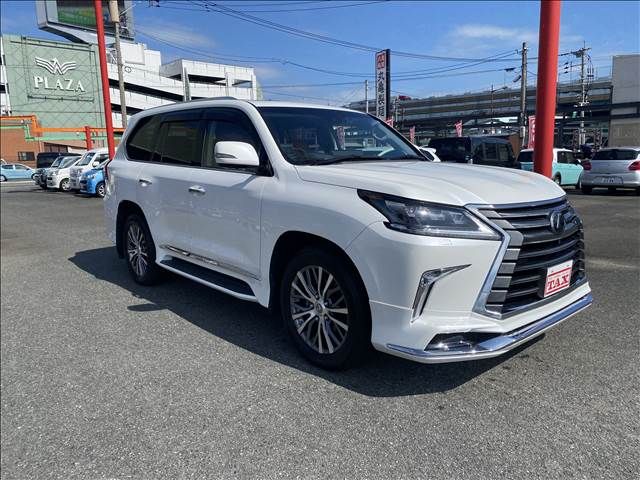 Lexus LX 2017-02 12095-6