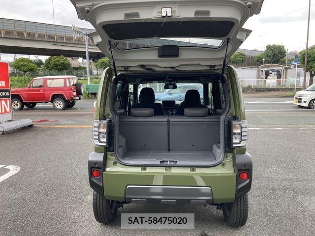 Daihatsu TAFT 2023-12 330290-28