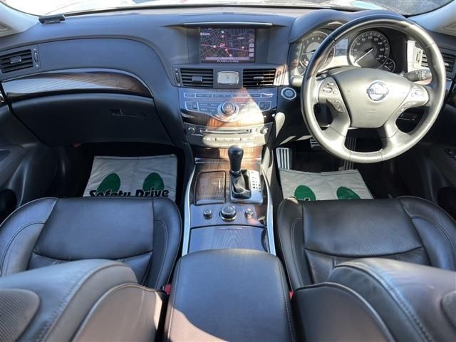 Nissan FUGA HYBRID 2011-12 195139-12