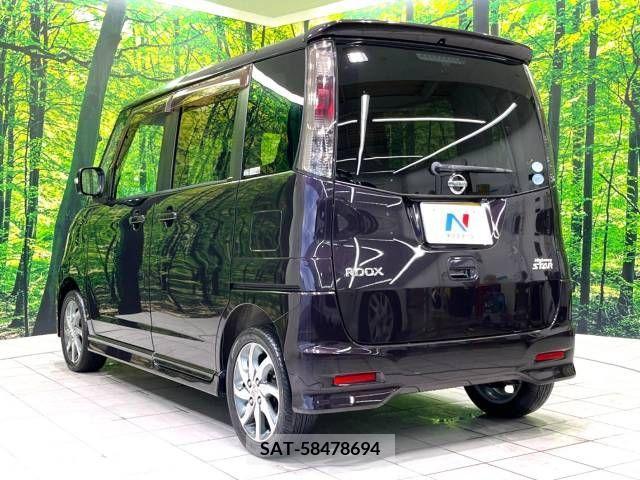 Nissan ROOX 2011-08 334257-18