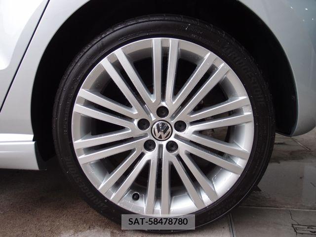 VolksWagen POLO 2013-12 213504-4