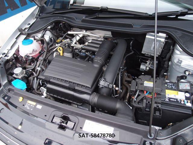 VolksWagen POLO 2013-12 213504-17