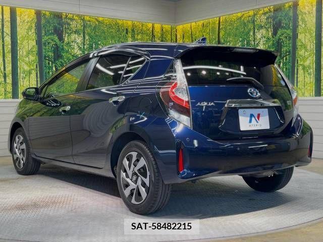 Toyota AQUA 2020-12 356253-17