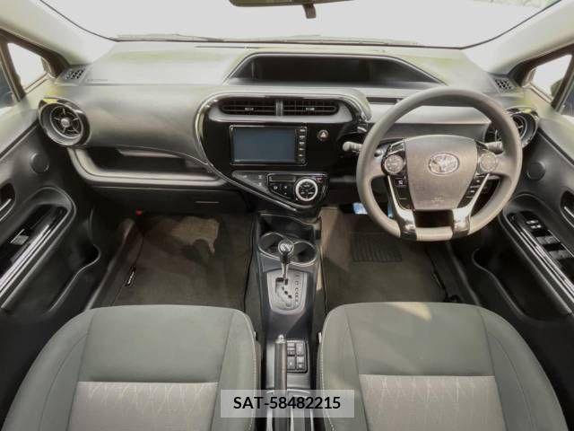Toyota AQUA 2020-12 356253-1