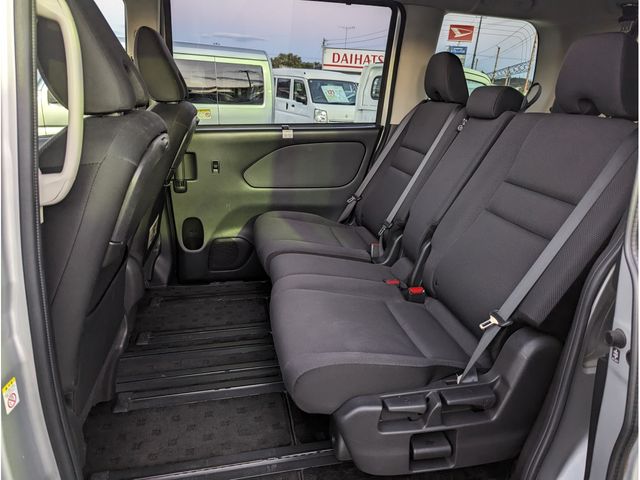 Nissan SERENA 2016-09 19927-11