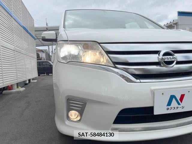 Nissan SERENA 2012-07 256479-12