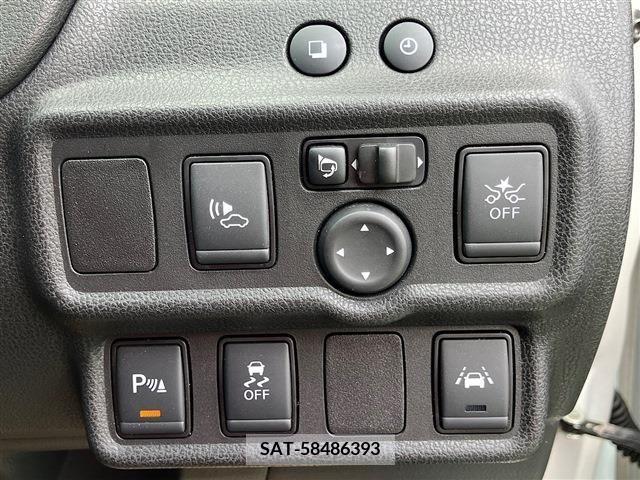 Nissan NOTE 2019-11 392956-4