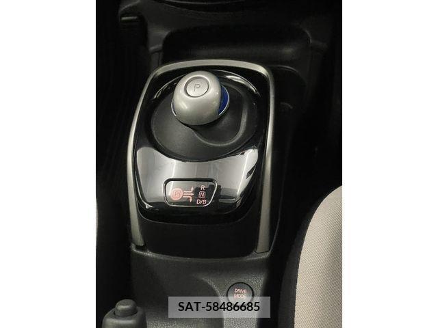 Nissan NOTE 2016-11 347404-21