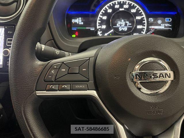Nissan NOTE 2016-11 347404-20