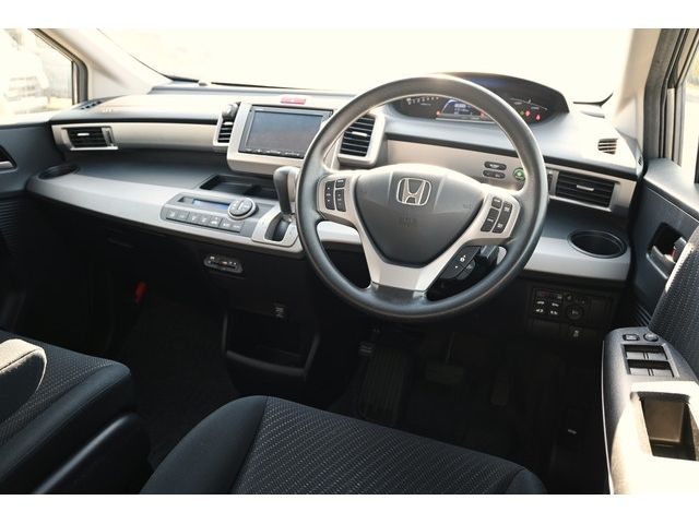 Honda FREED HYBRID 2014-08 15639-1