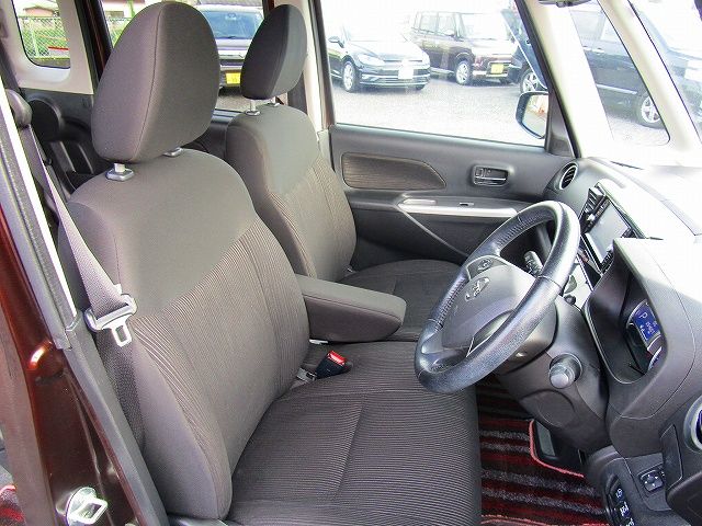 Nissan DAYZ ROOX 2015-08 196244-9