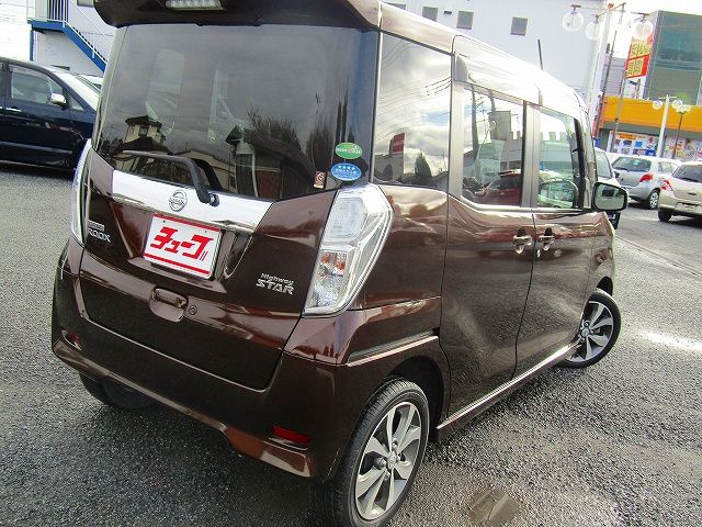 Nissan DAYZ ROOX 2015-08 196244-25