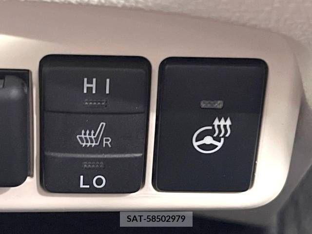 Toyota SIENTA 2019-06 217300-5