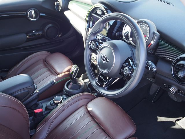Bmw MINI 2020-05 3690-1