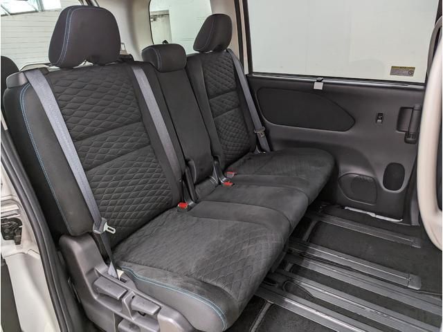 Nissan SERENA 2016-10 184831-10