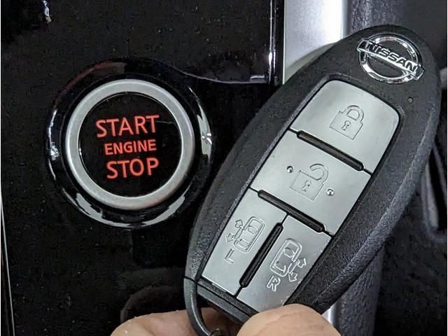 Nissan SERENA 2016-10 184831-6
