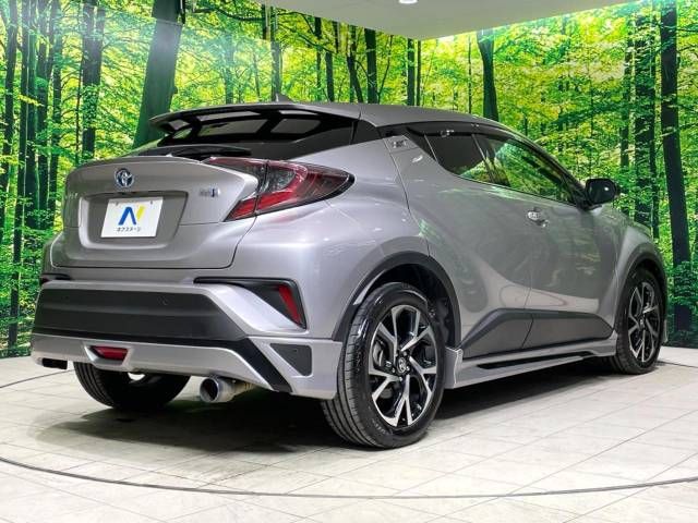 Toyota C-HR 2017-03 192572-18