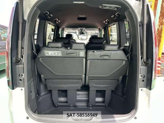 Honda e 2023-10 332651-15