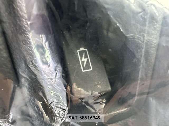 Honda e 2023-10 332651-12