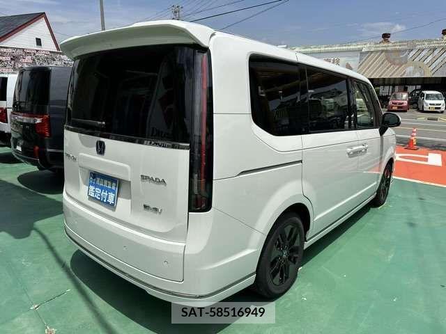 Honda e 2023-10 332651-17