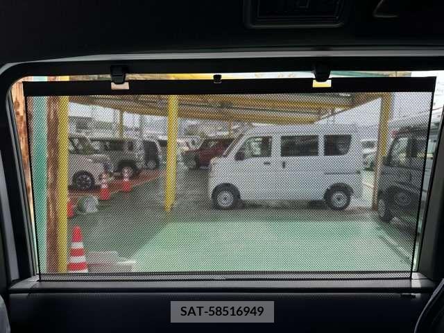 Honda e 2023-10 332651-9