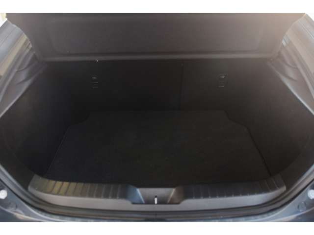 Mazda MAZDA3 2021-06 5622-15