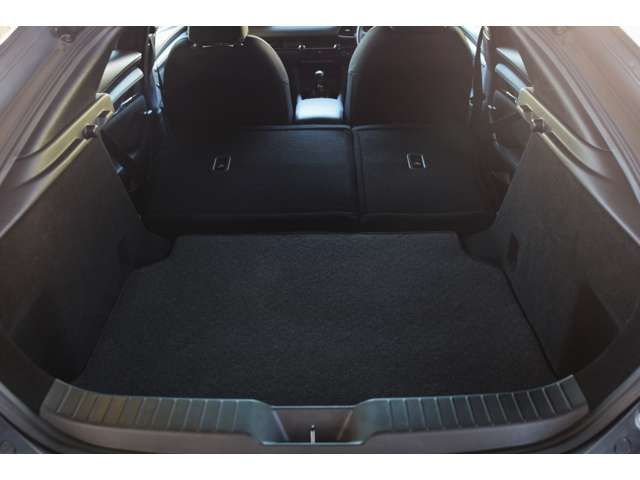 Mazda MAZDA3 2021-06 5622-14