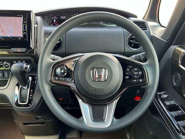 Honda N BOX CUSTOM 2018-06 4062-7
