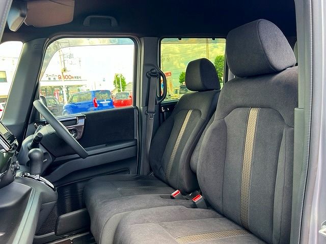 Honda N BOX CUSTOM 2018-06 4062-4