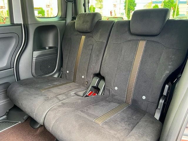 Honda N BOX CUSTOM 2018-06 4062-10