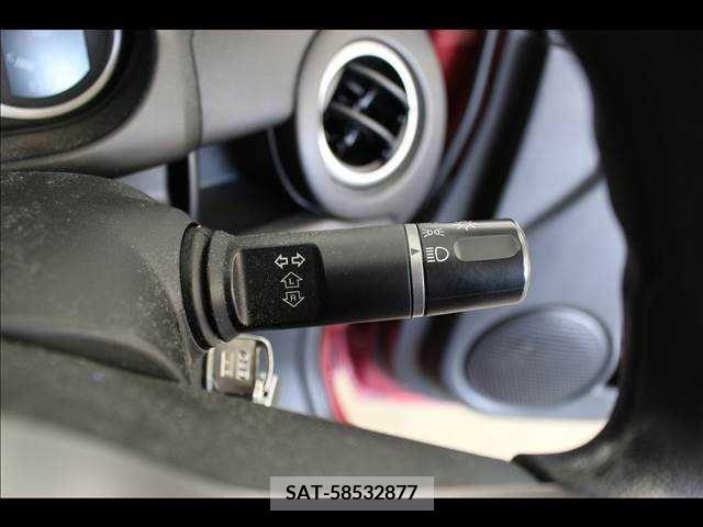 Mazda DEMIO 2012-10 267539-12