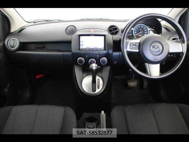 Mazda DEMIO 2012-10 267539-1