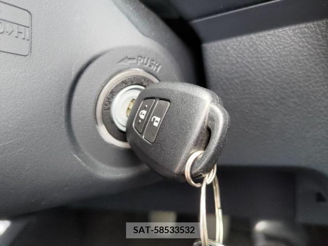Toyota COROLLA AXIO 2016-03 358000-12