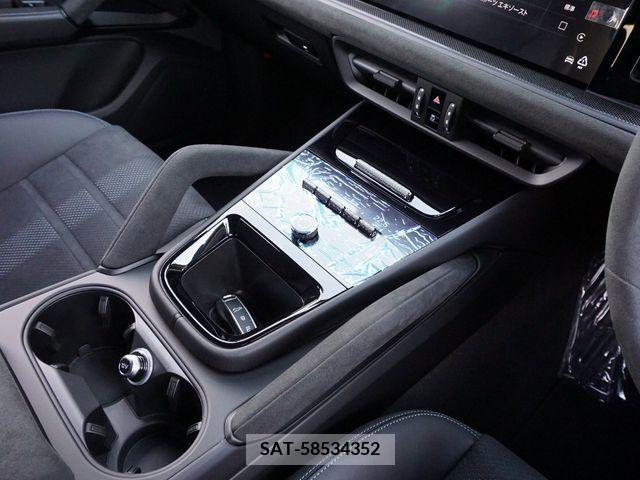 Porsche CAYENNE 2024-06 333699-23